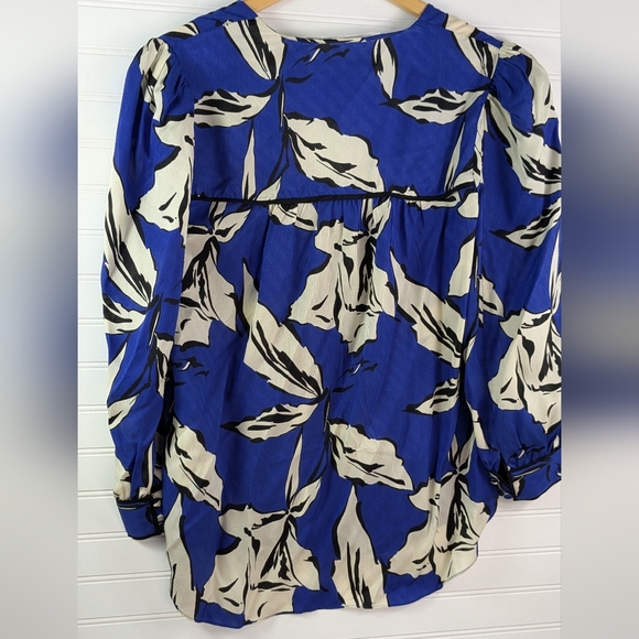 Veronica Beard Silk Blend Blue Floral Milan 3/4 Puff Sleeve V-Neck Blouse L - Picture 3 of 10